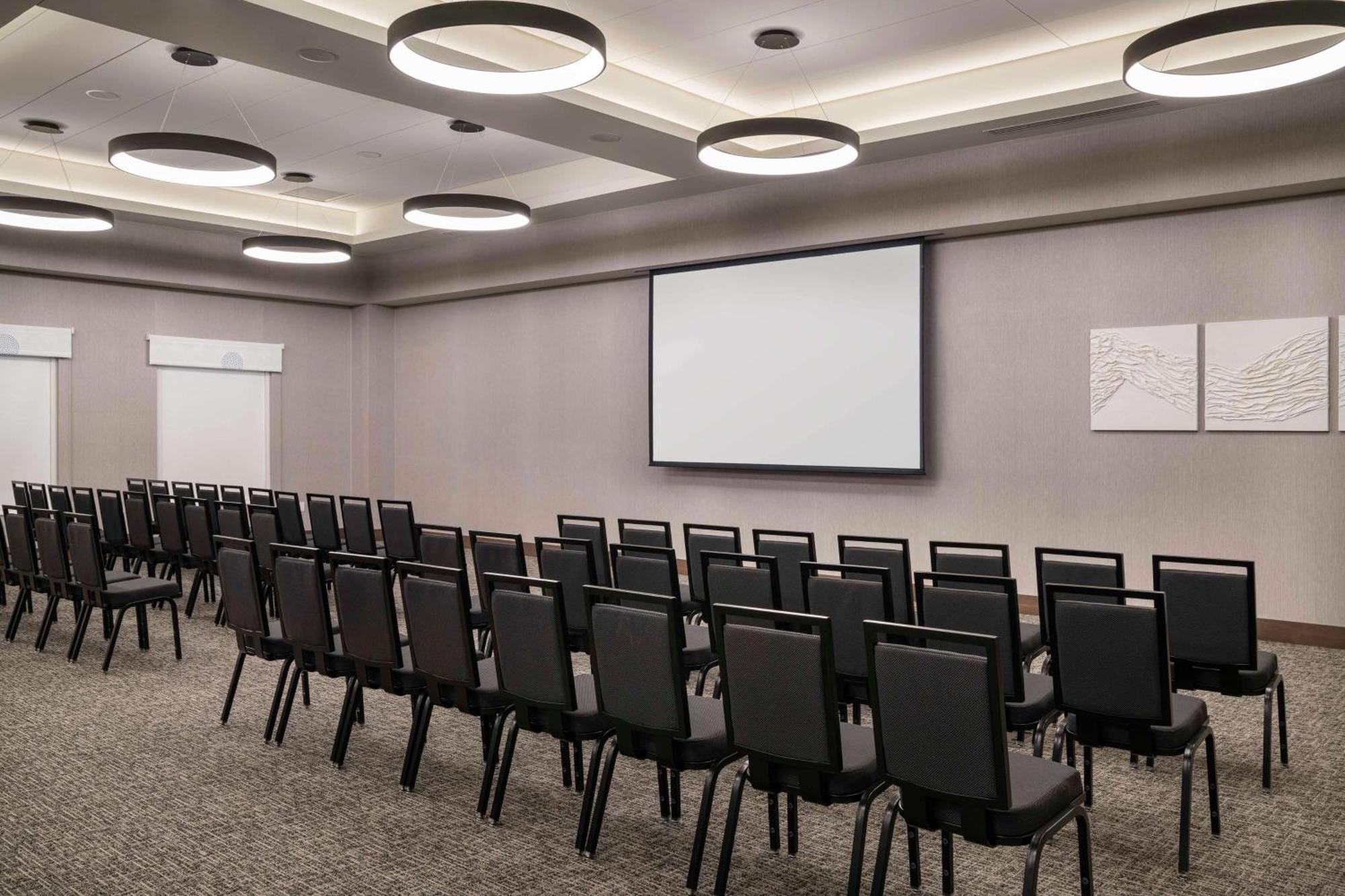 Home2 Suites By Hilton Denver Downtown Convention Center Экстерьер фото